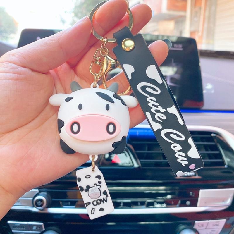 Cartoon Cow Shape Keychain Keyrings Commemorative Keychains PVC Material Keys Rings Car Keys Jewelry Gift for Women Girl