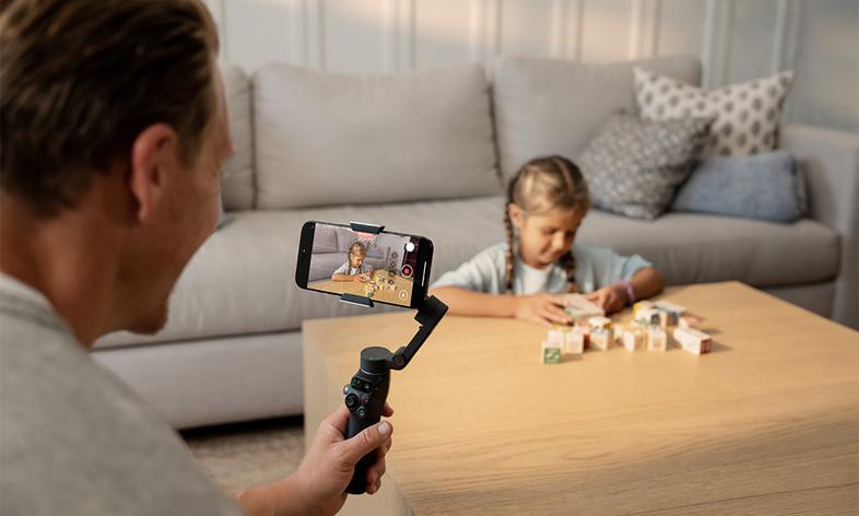 DJI Osmo Mobile 8 Gimbal, Black