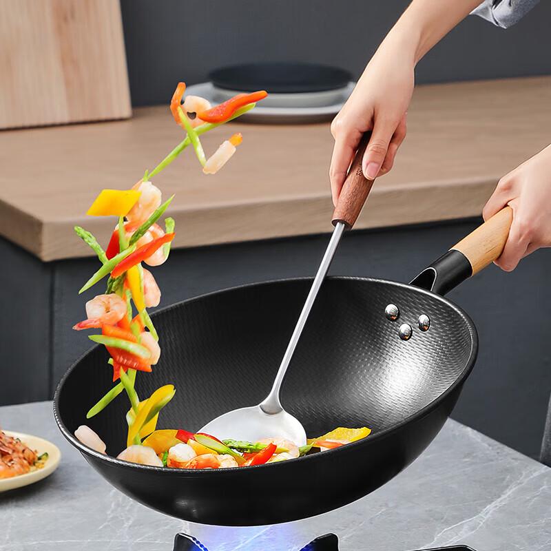 Chui Da Huang Shang Hua 3-Piece Iron Cookware Set