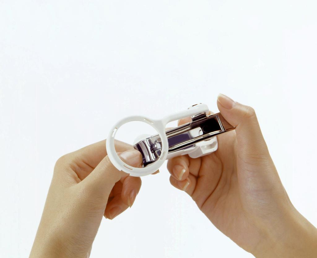 Green Bell Nail Clippers with Magnifying Glass Drawstring (with Pouch)