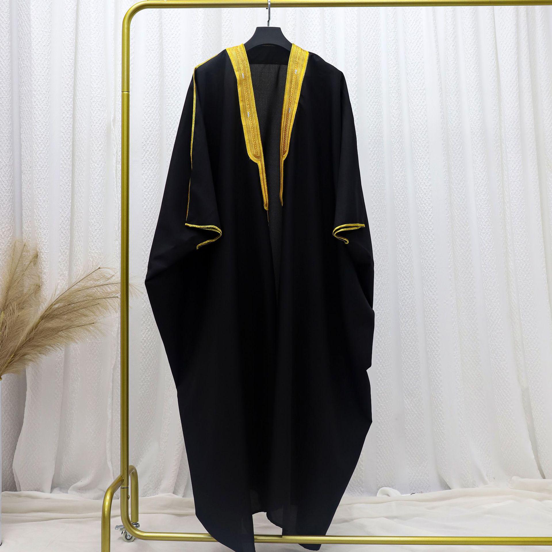 

Вышитый церемониальный халат холостяка в ближневосточном стиле XL