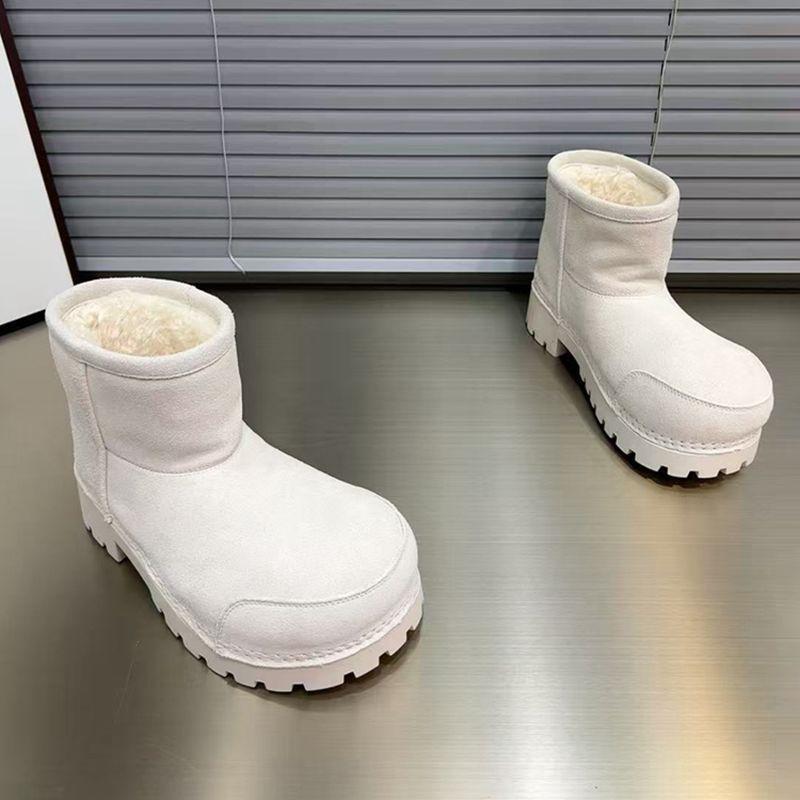 Botas de neve acolchoadas quentes e leves de inverno estilo britânico feminino, sola grossa, cabeça grande, anti-frio, antiderrapantes, casuais, tênis, botas de algodão