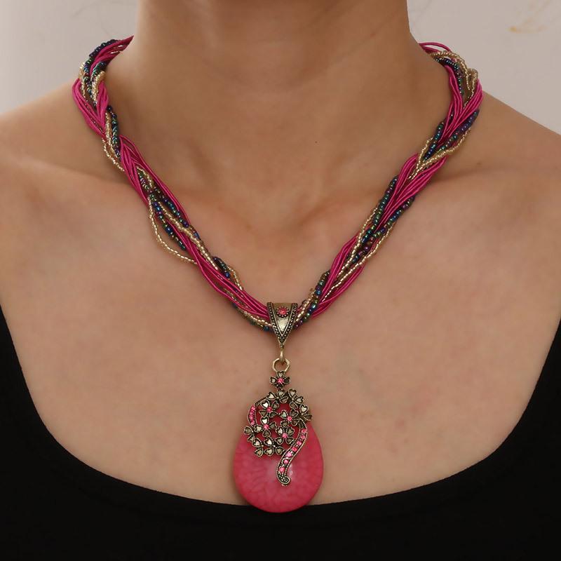 

Богемське Етнічне Квіткове Намисто-Сльозинка рожевий червоний колір