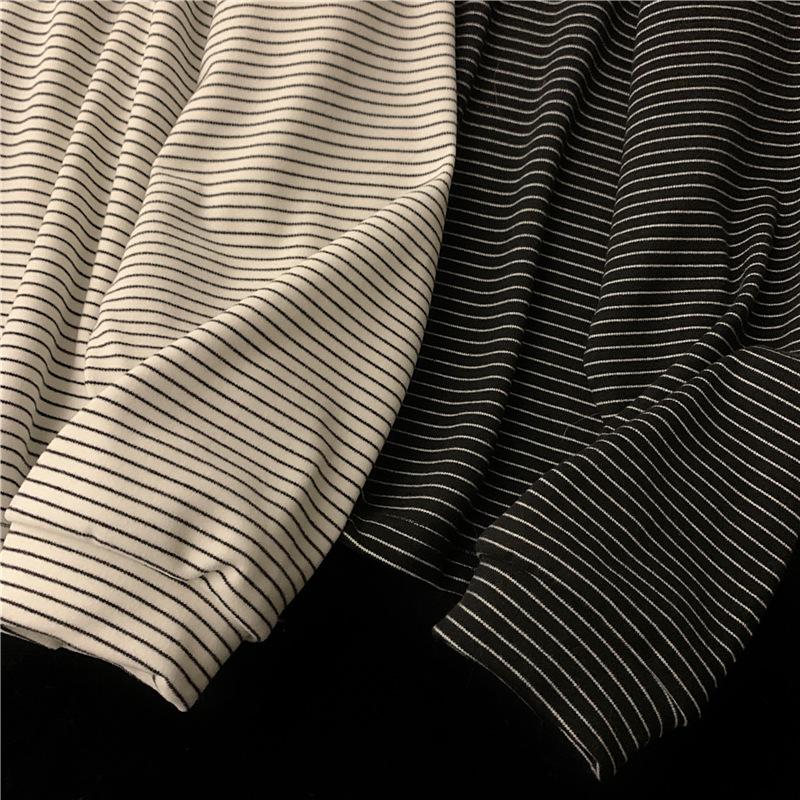 Strat de bază cu dungi supradimensionat pentru femei: Top cu gât semi-înalt, cu mâneci lungi și periat, pentru toamnă/iarnă