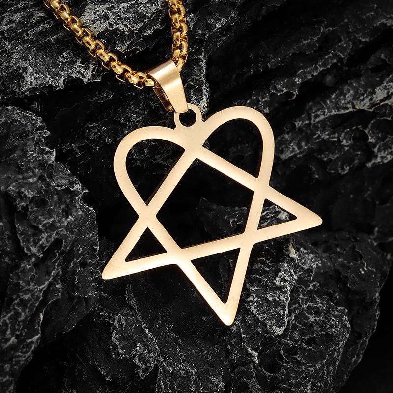 Stainless Steel Simple Personalized Spider Pendant Necklace Men and Women Fashion Party Pendant Jewelry Gift