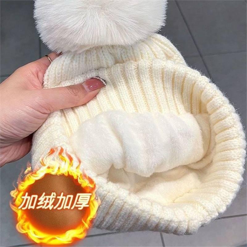 Winter hat women's new velvet thickened ear protector hairball hat versatile warm and cold-proof hat sleeve knitted hat tide