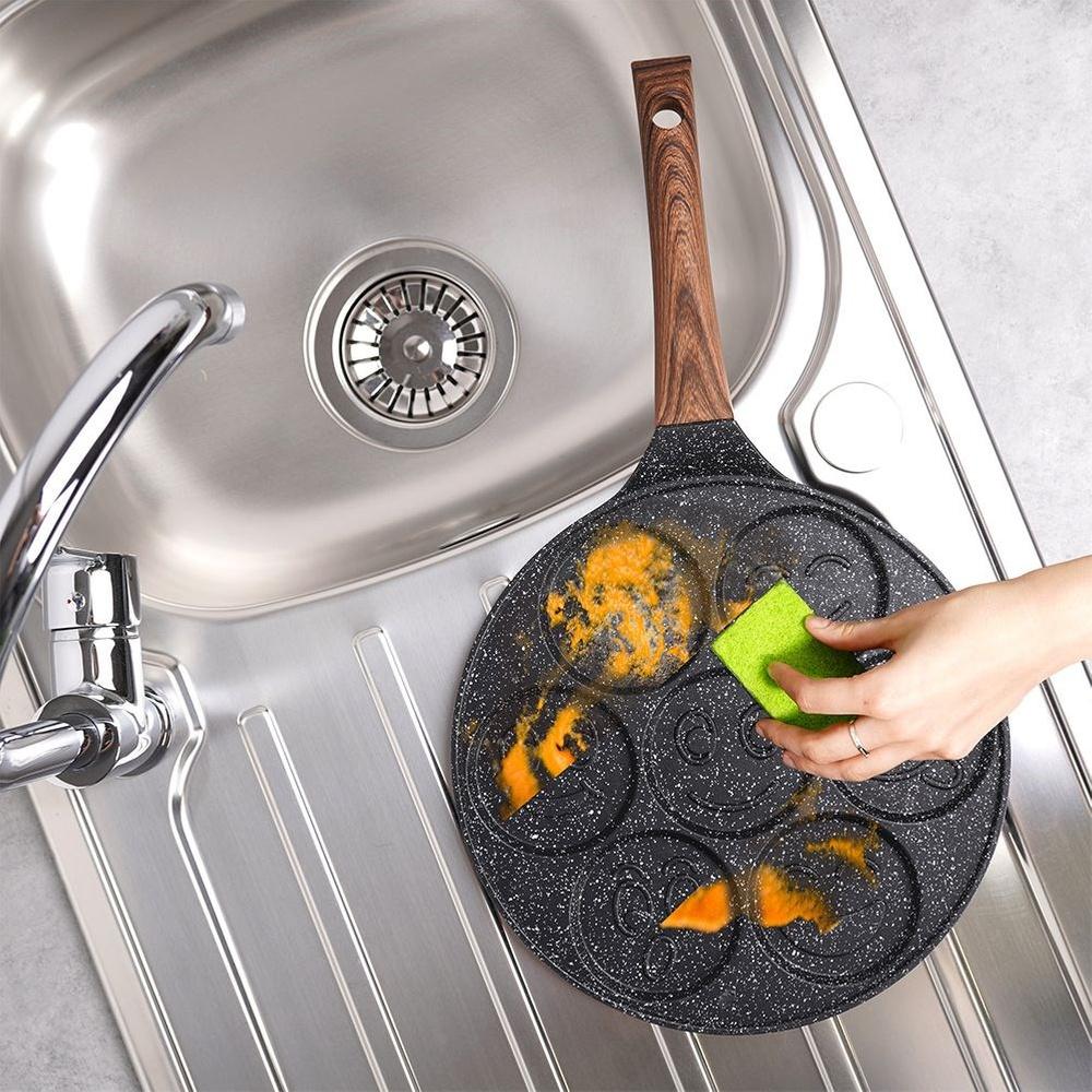 Granite egg pan 7 holes BLACK&WOOD 26 cm