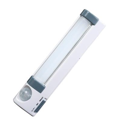ELPA PM-L255 LED Sensörlü Lamba, El Feneri, Gece Lambası, 9lm, İç Mekan Kullanımı