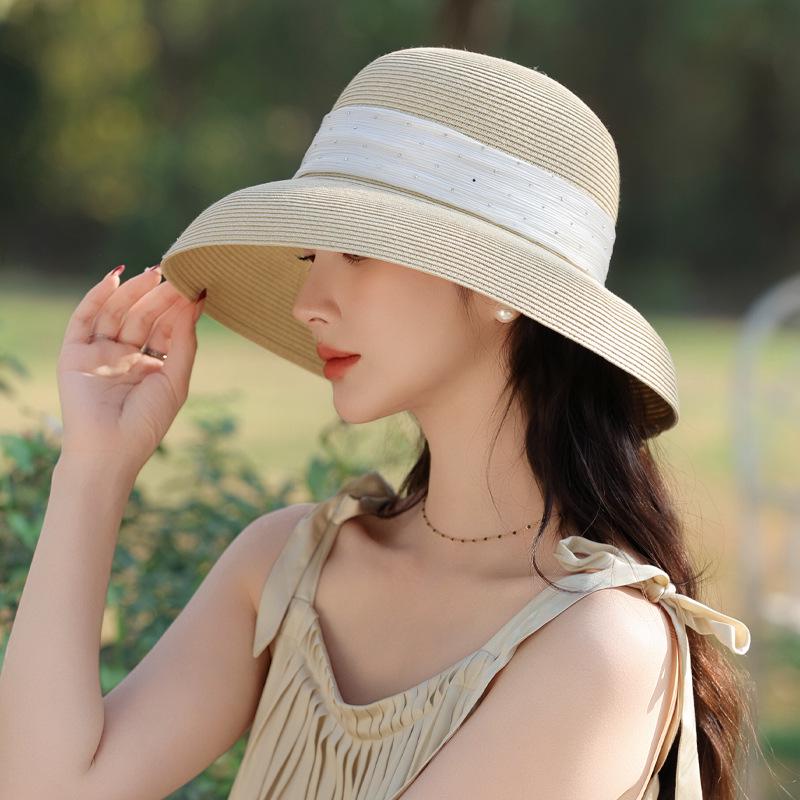 High-End Hepburn Style Raffia Sun Hat for Women - Elegant Summer Travel Accessory