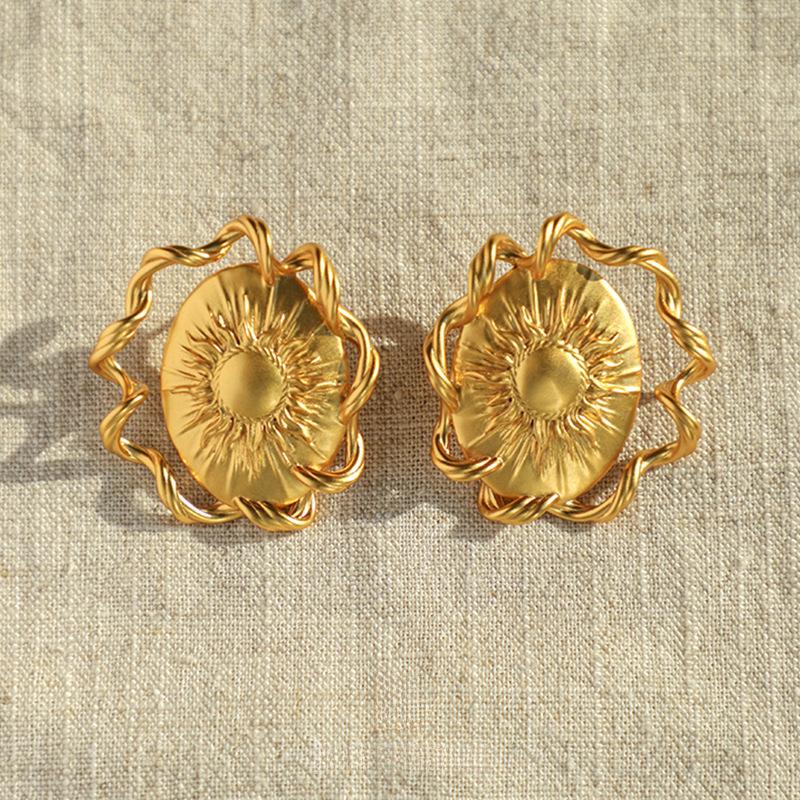 

Серьги-пусеты с цветами, нишевые, простые, с темпераментом, универсальные, модные, с высоким чувством стиля, женские