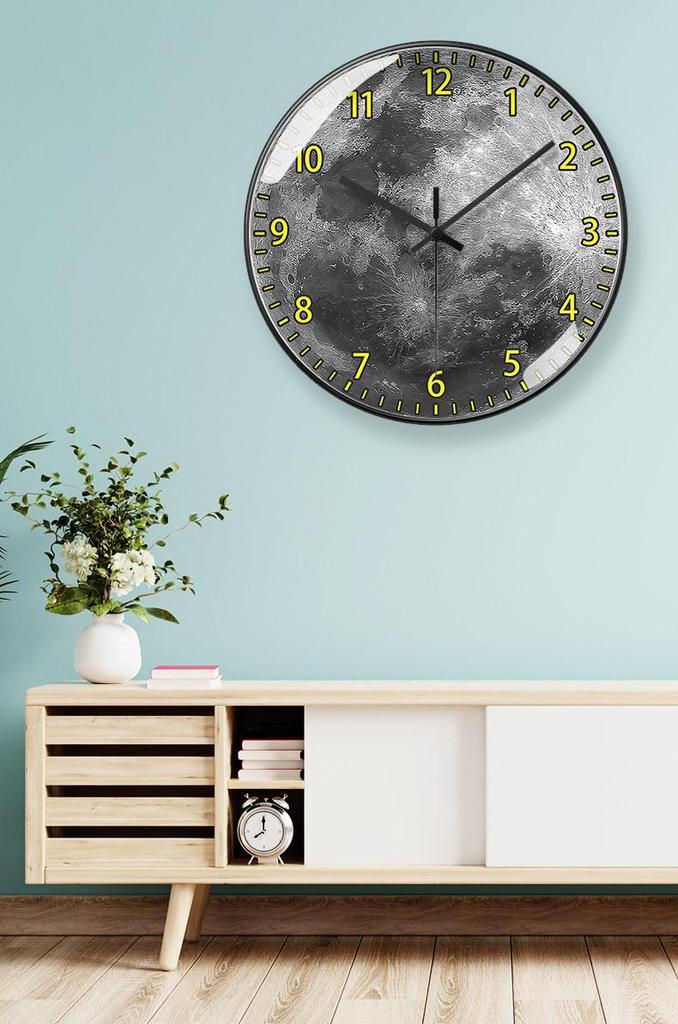 Moonstone Quartz Wall Clock - Silent, Artistic Design with Automatic Time Sync for Living Room
