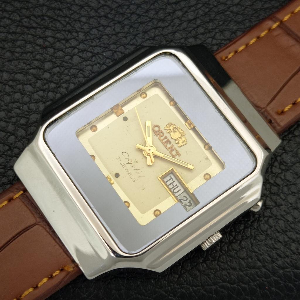 AUTOMATIC 46941 VINTAGE ORIENT CRYSTAL JAPAN MENS ORIGINAL DIAL WATCH a704957-1