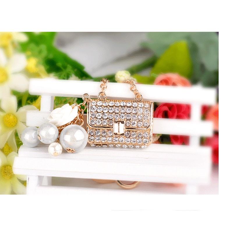 Fashion Metal Small Gift Creative Square Lady Chain Bag Shape Keychain White Rhinestone Lady Bag Accessories Automobile Gift