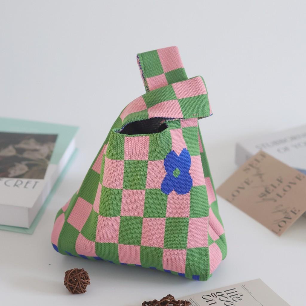 Trendy Knit Bucket Bag For Women Soft And Spacious Tote Bag With Eye-catching Patterns Ideal For Daily Wear And Gifts