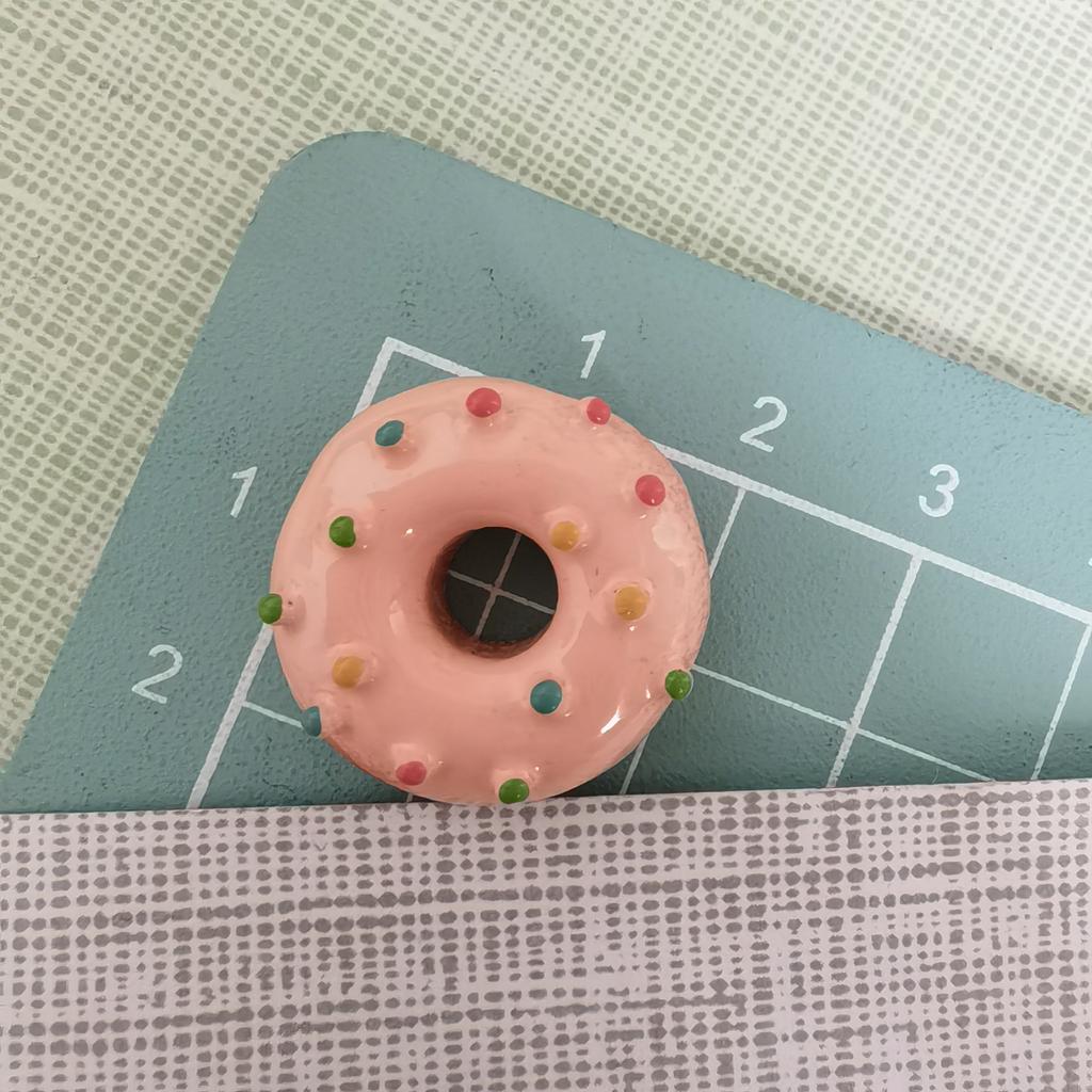 100Pcs Assorted Colorful Chocolate Donut Flatback Resin Cabochons for Mobile Phone Scrapbooking Doll House Holiday Party Decor