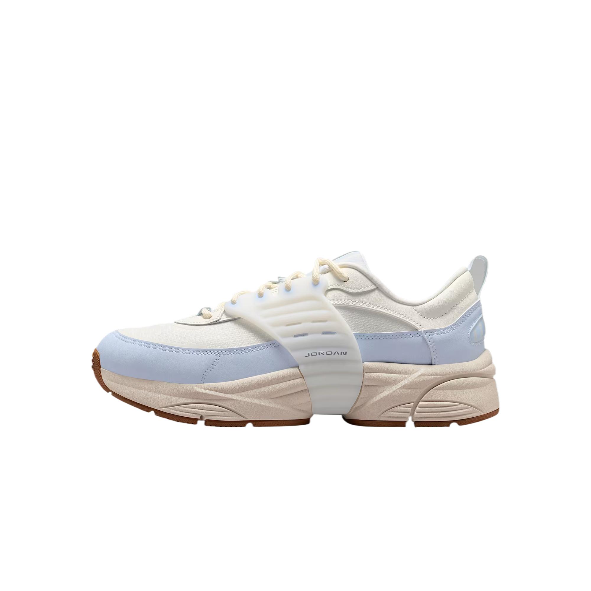 Jordan Trunner O/s Textile, Leather Low top Running Shoes Men s IR7564-122 43
