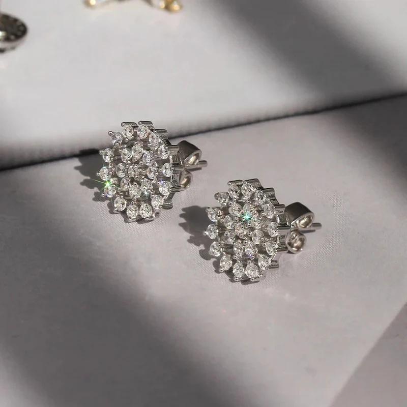 

Huitan Hollow-out Flower Stud Earrings with Shiny Cubic Zirconia Low-key Charms Exquisite Jewelry Fashion Daily Life Accessories