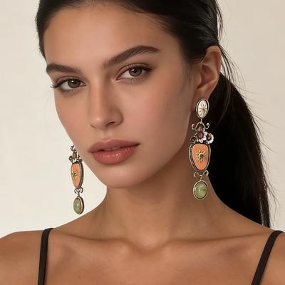 ZA grenzüberschreitend literarische und retro indische Stammesdamen tragen altmodische farbige Legierungs-Öl-Blumenohrringe elegante Partyaccessoires