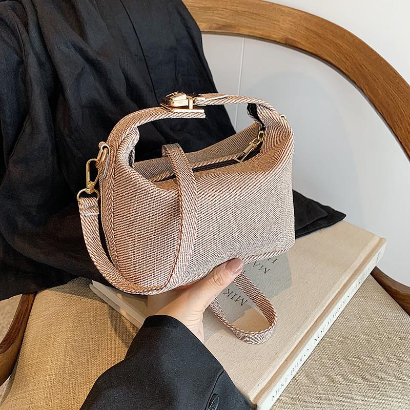 Chic 2024 Summer Fashion Pu Shoulder And Crossbody Bag With Elegant Stitching