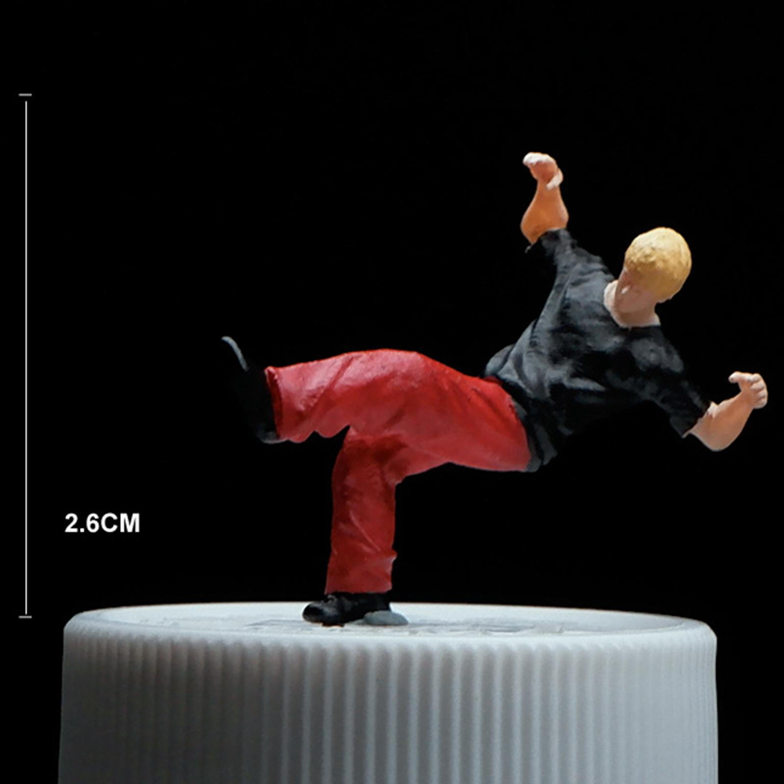 1/64 Figure Resin Doll Street Dancer Tiny People Handpainted for Fairy Garden Sand Table красный