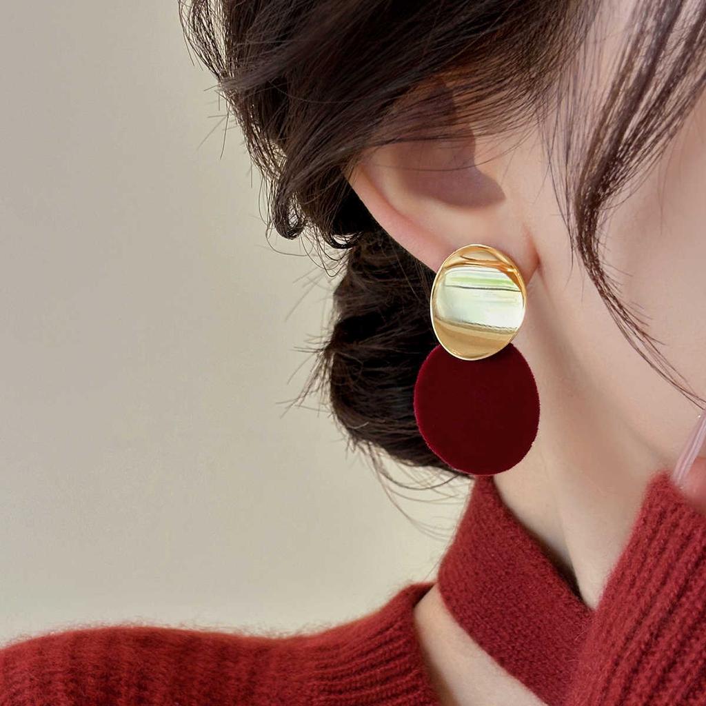 Ankola red asymmetric disc earrings niche unique velvet stud earrings new explosion premium earrings