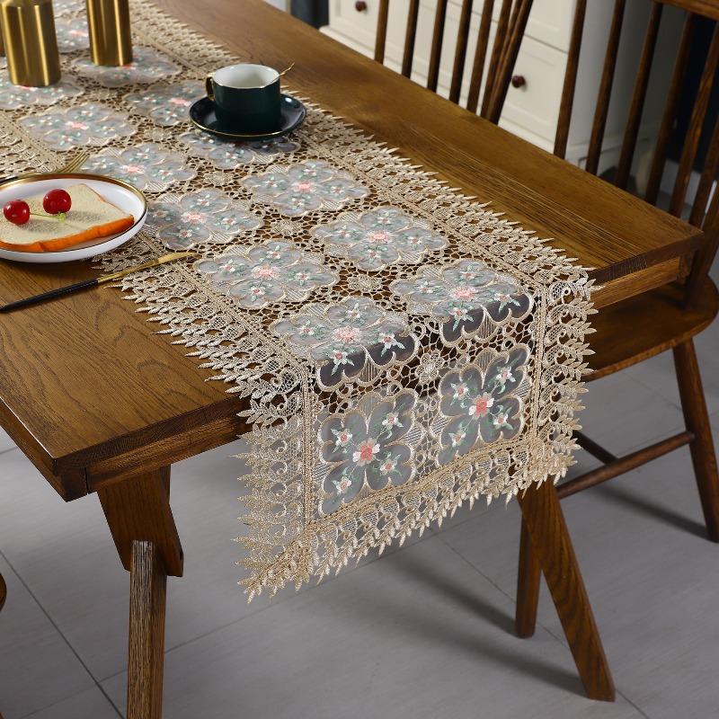 Lace Table Flag Embroidery Hollowed Out Dining Table Decoration Long Strip Cloth Wedding Party Tablecloth Taplak Meja Cutwork Table Runner Home Decora
