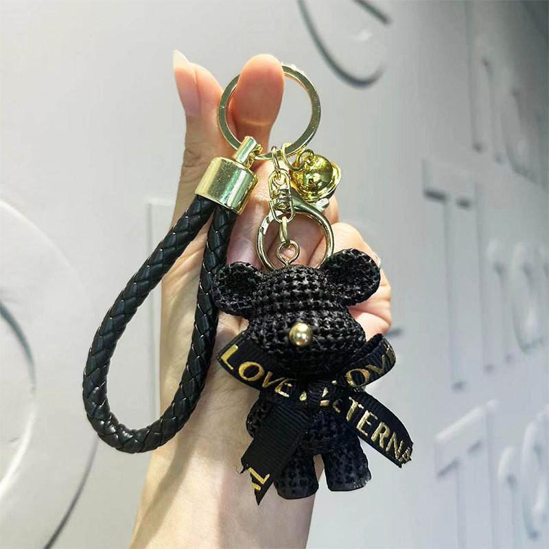 Adorable Resin Yarn Bear Keychain Fashionable Bear Doll With Bow For Gifts