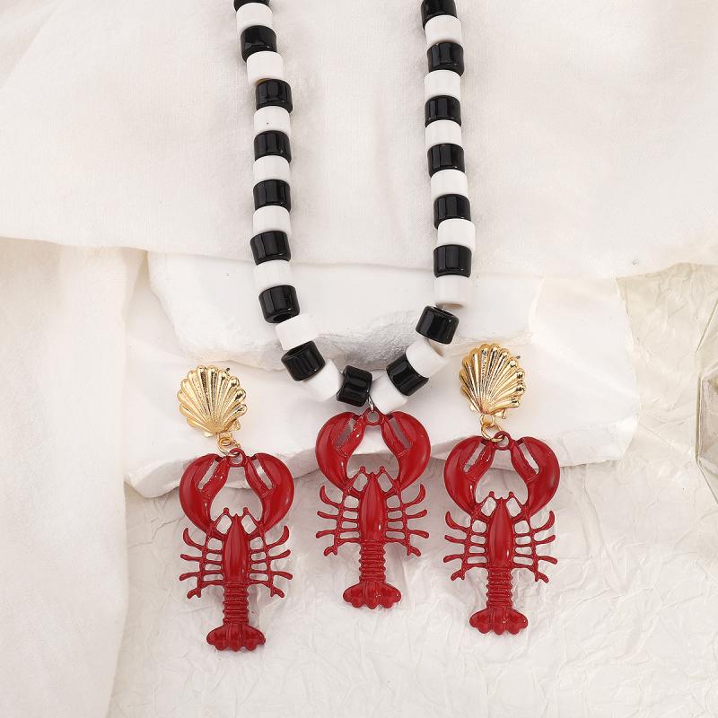 2025 New Lobster Bead Necklace Handmade Crystal Beaded Enamel Jewelry Simple Pendant Necklace Women Beach Vacation Accessory