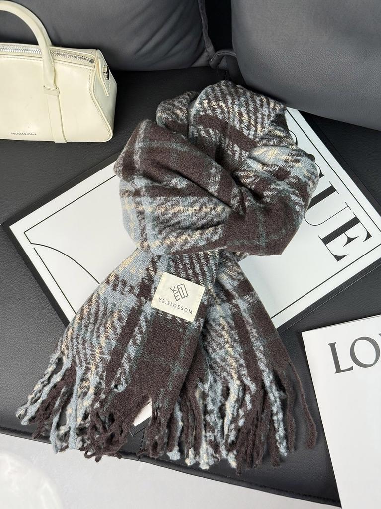 Scarf Women's Autumn and Winter Korean Version Versatile Japanese Plaid 1116 New Student Premium Warm Plaid Scarf Men