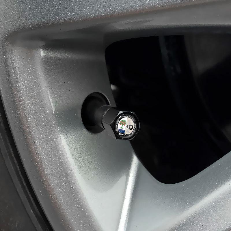 1Sada Kovové LOGO AMG Kroužky na klíče od auta Příslušenství Víčko ventilku pneumatiky Pro Mercedes Benz W177 W212 W213 W205 V177 W247 W176 GLA GLC X253 GLK Třída GLA