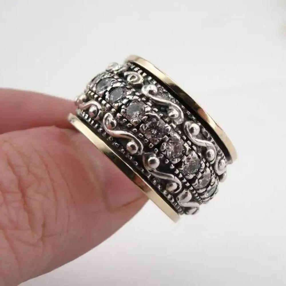 Simple and Retro Ethnic Carved Zircon Men's and Women's Rings