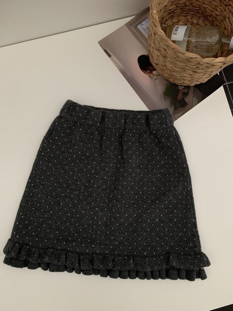 Trendy Polka Dot Knit Black Fungal A-Line Skirt for Women - Winter Petite Hip-Hugging Short Skirt