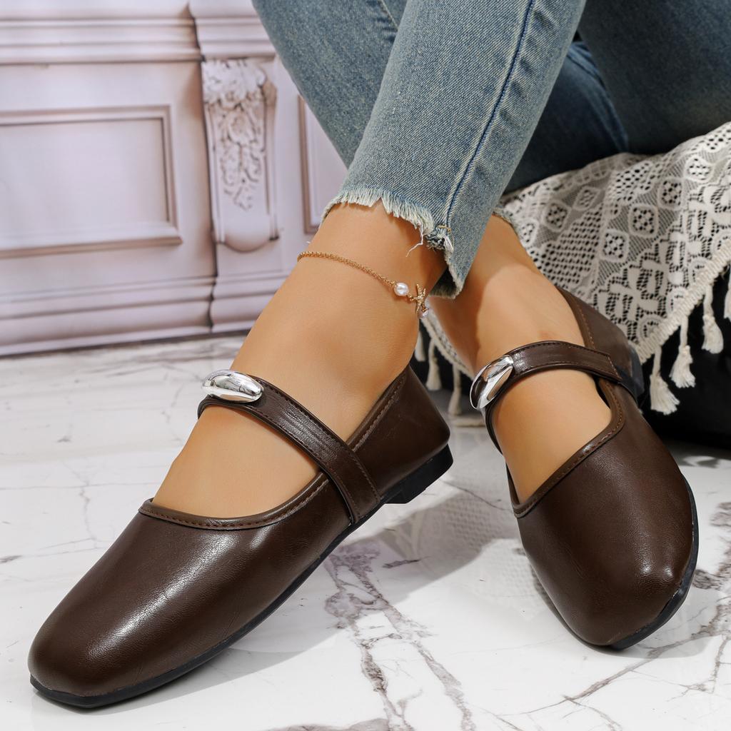 Woman Casual Flats Shoes Round Toe Large Size Loafers Shoes Retro Mary Jane Dress Shoes Ladies Solid Comfortable  Sneakers Women