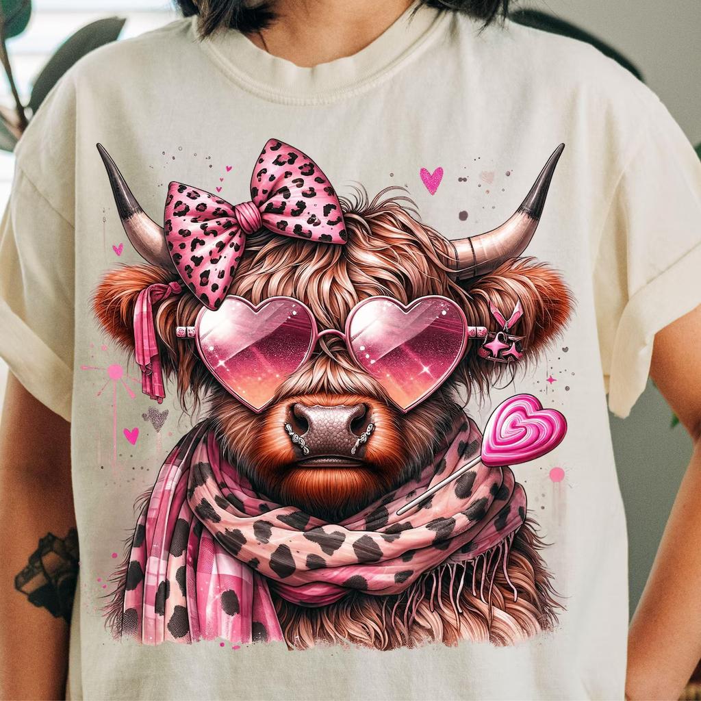 Funny Valentine Highland Cow Womens Short Sleeve T Shirt Retro Pink Bow Heart Sunglasses Cow Tshirt Fashion Gothic Tshirt