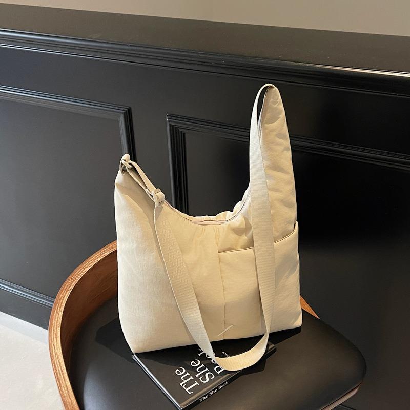Popular bags women's new fashion textured cloth bags tote bags large-capacity commuter shoulder bags