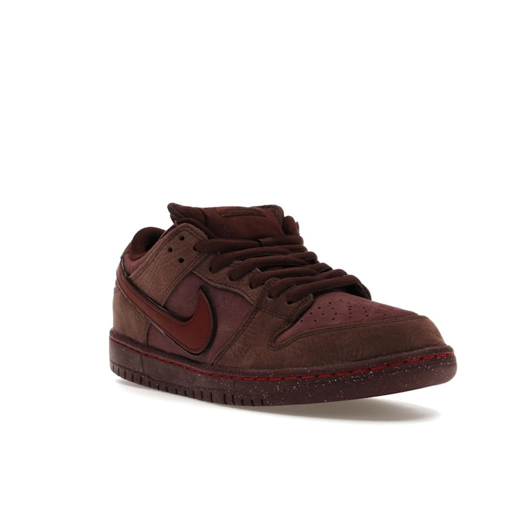 Nike Dunk Low Premium SB Kolekce City of Love - Burgundy Crush Pánské Tenisky Červená Tmavě Červená Zemitá FN0619-600
