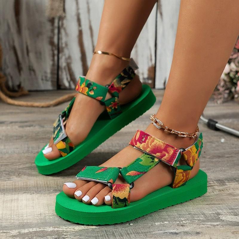 Sommer Neu Dicksohlig Farbkombination Klettverschluss Europäischer und Amerikanischer Berühmter Stil Strand Sandalen Damen Großhandel