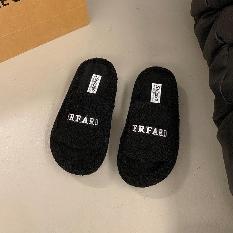

Thick-soled fluffy slippers women wear 2025 new autumn and winter fashion plush shoes go out Internet celebrity foreign gas cotton mop 35 чёрный