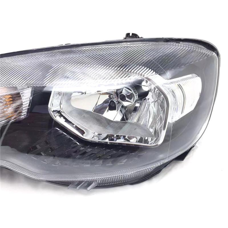 Compatible with 2010-2015 Tianjin FAW Xiali Weizhi V5 Front Headlight Assembly Original.