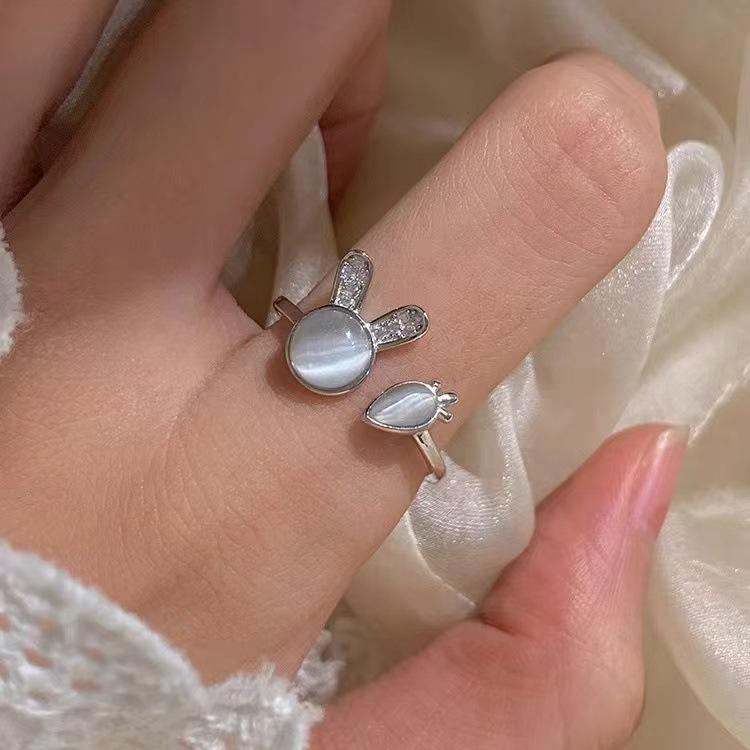 Xiaohongshu Cute Cat Eye Rabbit Ring: Women’s Niche Design, Simple, Adjustable, Internet Celebrity Style
