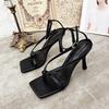 Nuove Sandali da Donna alla Moda con Fascetta Stretta e Pinza 2026 Estate Punta Quadrata Aperta Cinturino con Fibbia alla Caviglia Tacco Alto Scarpe da Donna