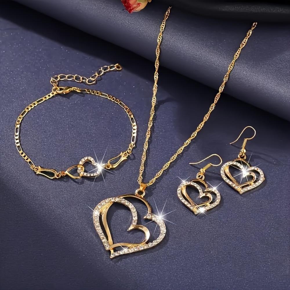 1 pair of earrings+1 necklace+1 bracelet Unique jewelry set Sparkling heart-shaped design Make her your phone gift
