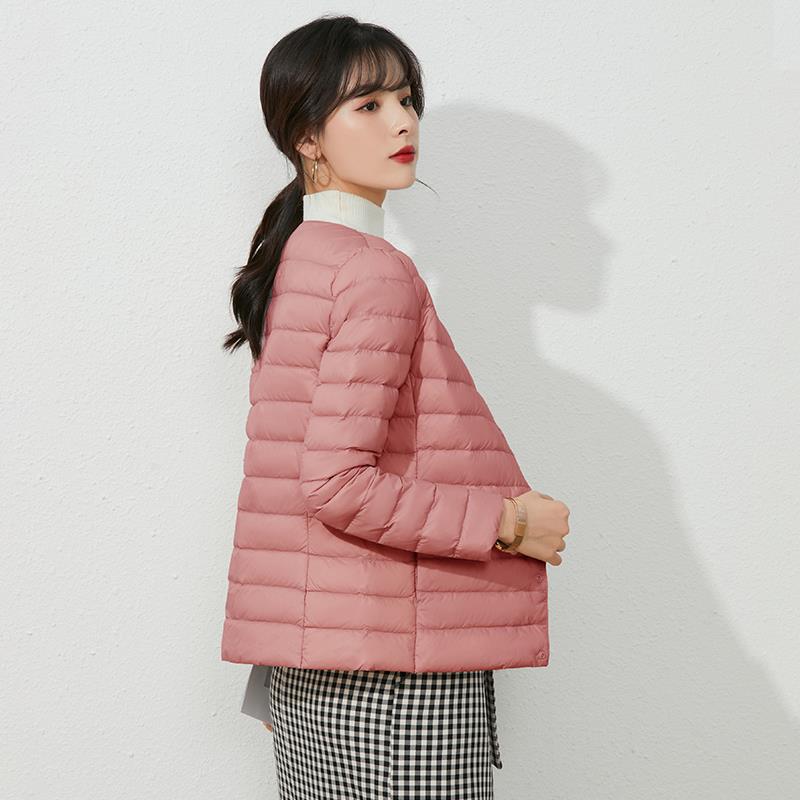 Neue leichte Daunenjacke für Damen, weiße Entendaunen, Herbst- und Winterfutter, Rundhalsausschnitt, V-Ausschnitt, zwei Tragemöglichkeiten, große Größe, schlanker Kurzmantel