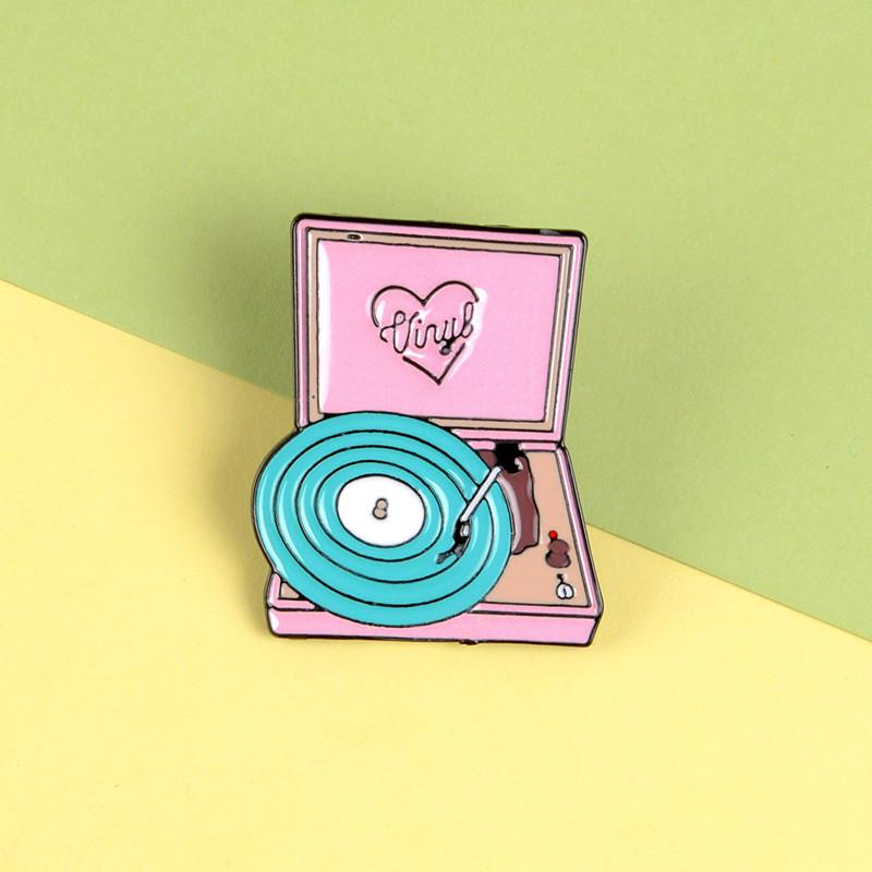 Cartoon Record Fashionable Player Brooch In Alloy Ideal For Accessories And Decorations