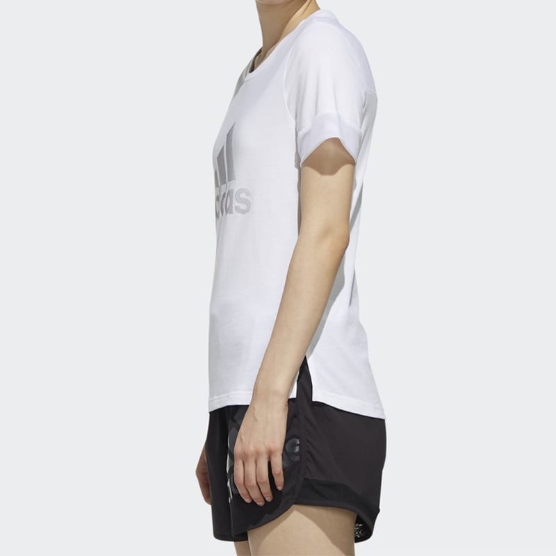 adidas T Shirts Women's White Crew Neck Moderate Straight Fit DY8612