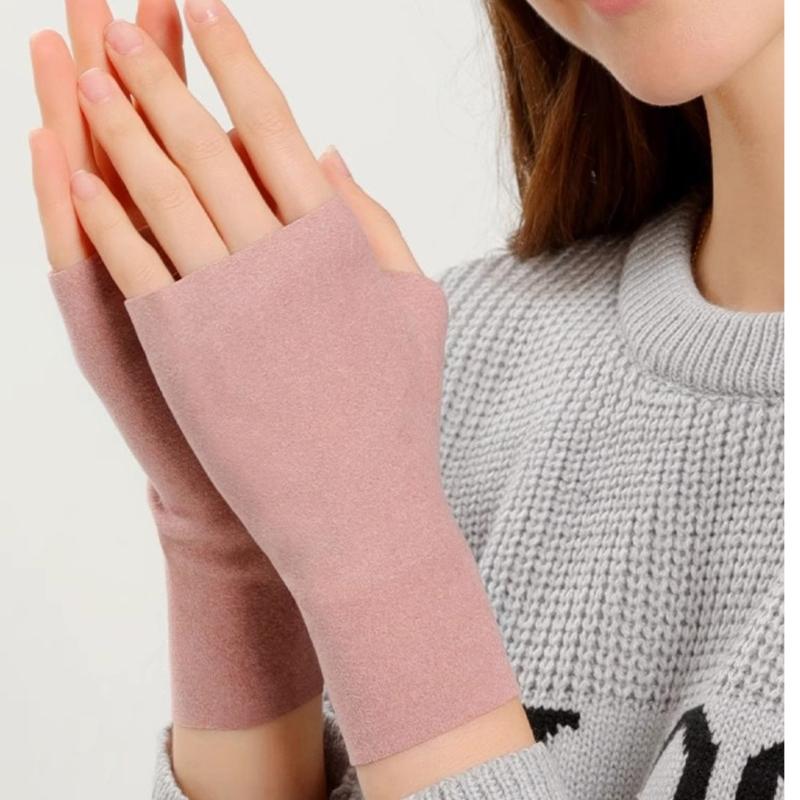 Lightweight Half Finger Gloves For Easy Smartphone Use And Commuting Soft Polyester Comfortable Design