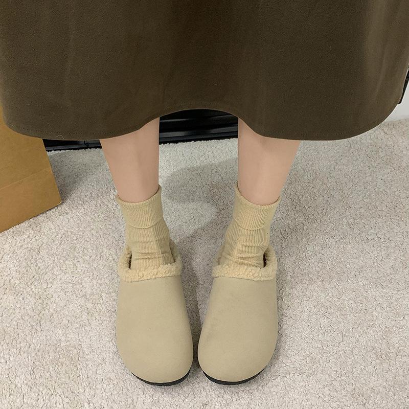 Women's soft bottom large size thickened winter warm fur one padded lining ankle boots non-slip Baotou cotton half slippers