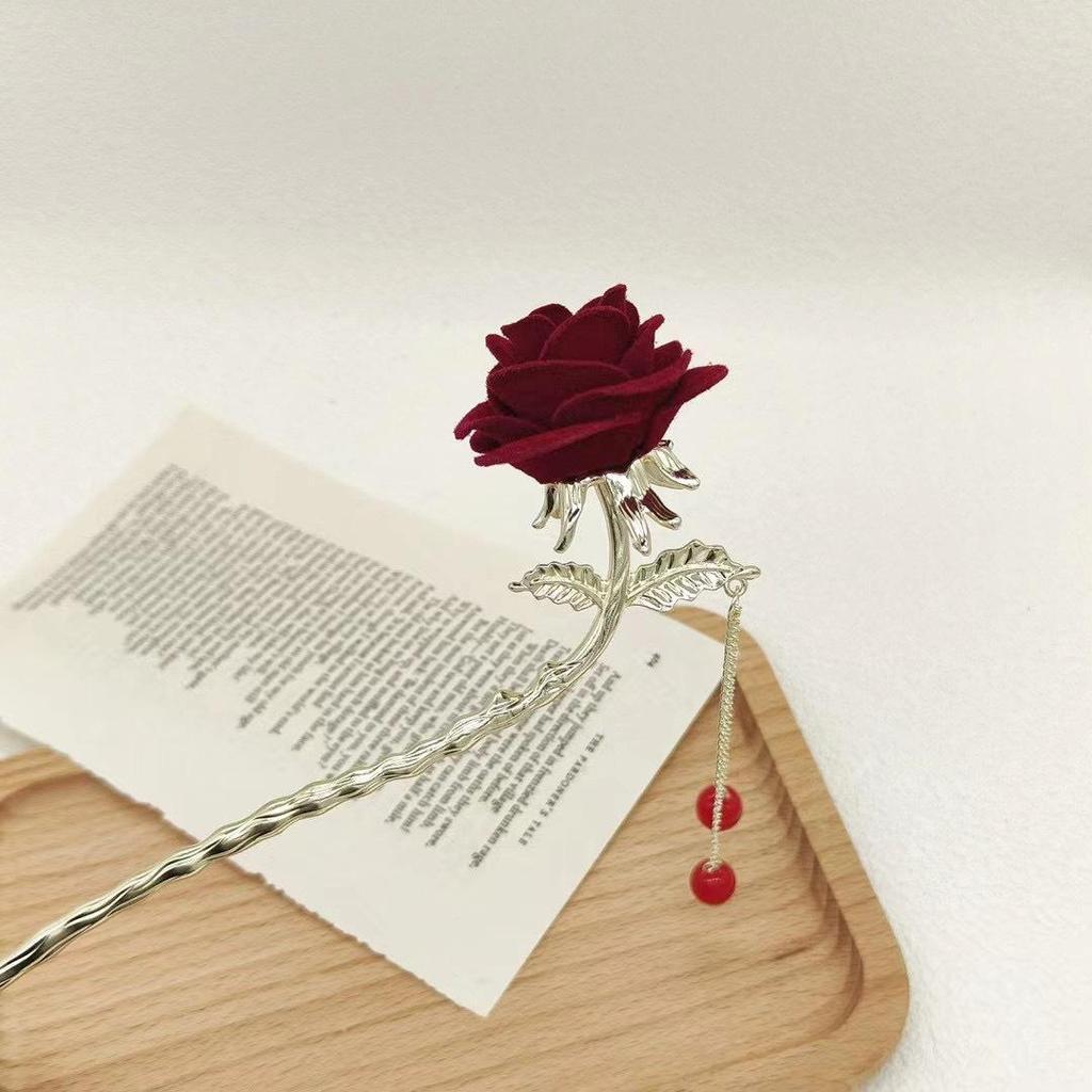 Elegant Red Rose Tassel Hairpin - U-shaped Hair Accessory for Women, Perfect for Updos and Traditional Attire.