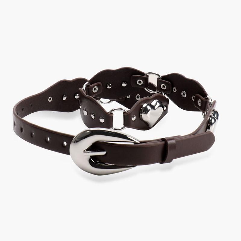 Womens PU Leather Belt With Heart Shape Rivets Punk Street Style Adjustable Waistband Jeans Casual Outfit