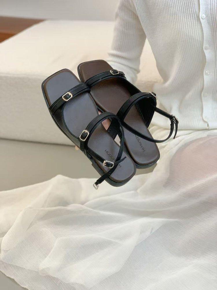

[Youshilai] Flat-bottomed beach Roman shoes 2025 new simple and versatile vacation style open-toed sandals women 35
